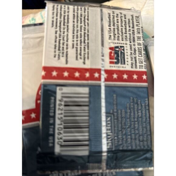 1994 Skybox Team USA Basketball 1pack, Seal - Picture 3 of 4